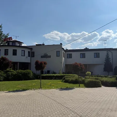 Podkowa Hotel 2*